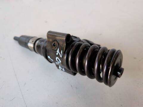 Foto 2ª: Inyectores Volkswagen Passat BKP (2005)