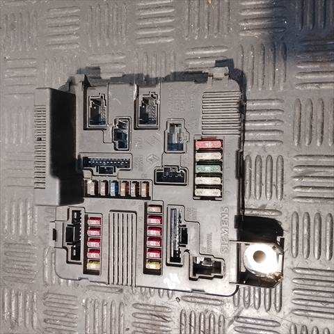 Centralita BSM Renault Megane 1.9 DCI