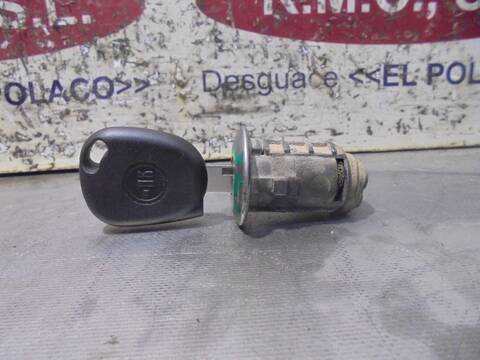 Foto 2ª: Cerradura Puerta Delantera Derecha Renault Clio 1.2 ALIZE 54CV 40KW [D7F] (1998)