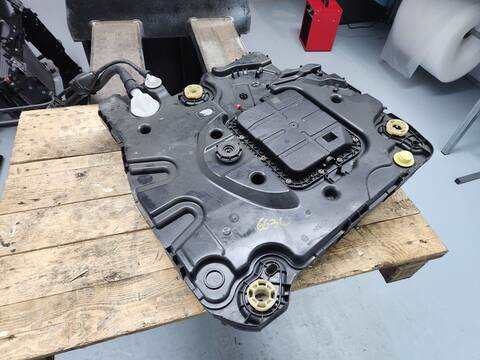 Deposito AdBlue Peugeot 208 TECH EDITION 102CV 75KW