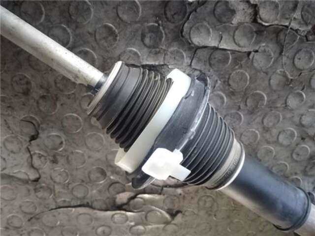 Foto 3ª: Columna Dirección Mercedes Clase C 160 2.1 C 220 D (205.304) [2.1 LTR. - 125 KW CDI CAT] [651.921]