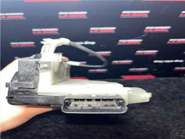 Foto 3ª: Cerradura Puerta Delantera Derecha Citroen Jumpy CONTROL M BLUE-HDI FAP 122CV 90KW FURGON [AHK / DW10FE] (2020)