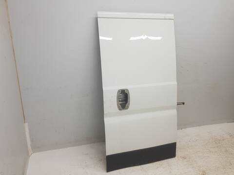 Foto 2ª: Puerta Trasera Derecha Peugeot Boxer HDI 333) 113CV 83KW FURGON