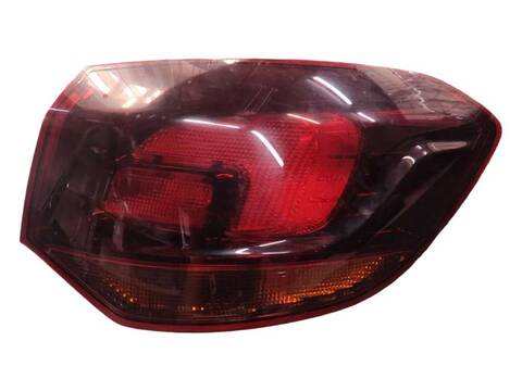 Piloto Trasero Derecho Opel Astra 1.7 CDTI 35)