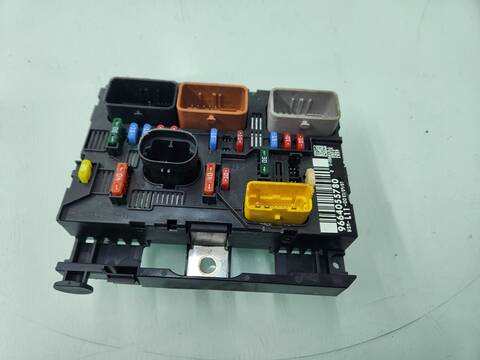 Caja Reles Fusibles Peugeot 207 PREMIUM 120CV 88KW