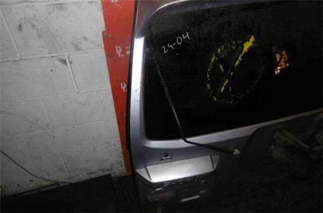 Portón Mitsubishi Montero 3.2 D 4WD (V78W. V68W)