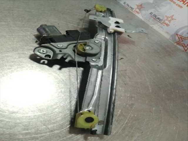 Foto 4ª: Elevalunas Eléctrico Delantero Derecho Peugeot 308 114CV 84KW