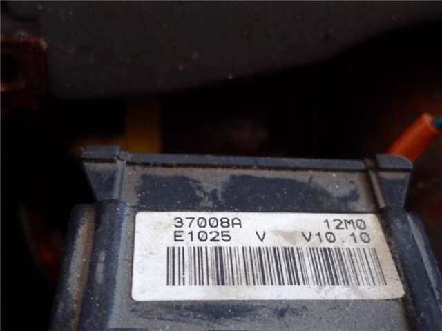 Foto 3ª: Mando Multifuncion Renault Clio 1.9 DTI ALIZE [1.9 LTR. - 59 KW DTI DIESEL] [f9q782]