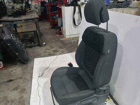 Foto 3ª: Asiento Delantero Izquierdo Peugeot 3008 STYLE 114CV (2009)