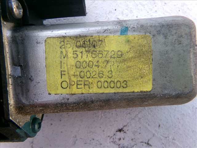 Foto 3ª: Elevalunas Eléctrico Delantero Izquierdo Fiat Punto 1.3 JTD 2006-2012 [199A3000] (2008)