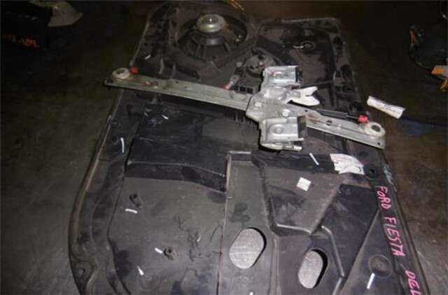Foto 2ª: Elevalunas Eléctrico Delantero Izquierdo Ford Fiesta 1.6 TREND [1.6 LTR. - 70 KW TDCI CAT]