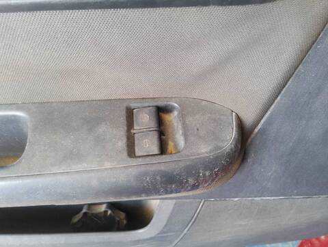 Botonera Elevalunas Seat Ibiza COOL 64CV 47KW
