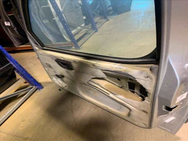 Foto 2ª: Puerta Delantera Derecha Peugeot Partner 1.9 D 68CV (2004)