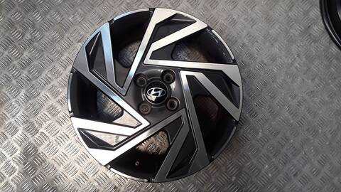 Foto 3ª: Juego LLantas Hyundai i20 1.2 84CV 62KW [G4LF] (2024)