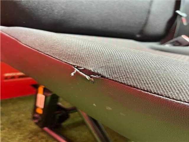 Foto 4ª: Asiento Delantero Derecho Citroen Jumper 2.2 33 L2H1 BLUEHDI 140 [2 2 LTR. - 103 KW BLUE-HDI FAP CAT] 140CV FURGON [4H03] (2022)