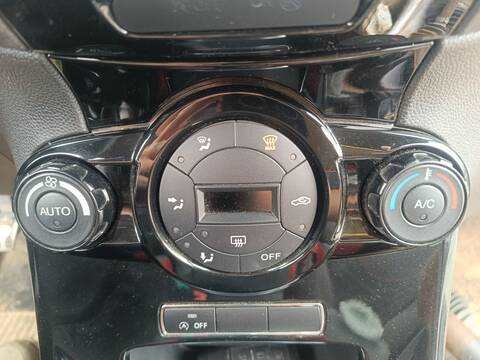 Mando Climatizador Ford Fiesta YYJB