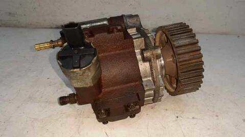 Foto 2ª: Bomba Inyeccion Ford Fiesta 1.4 TDCI CAT 68CV 50KW [F6JB] (2001)