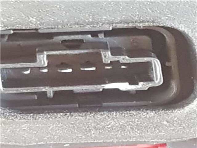 Foto 3ª: Piloto Trasero Derecho Citroen C3 1.1 I [HFX (TU1JP)]