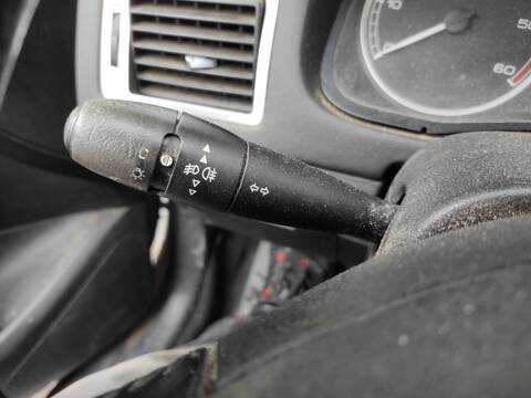 Foto 3ª: Mando Multifuncion Peugeot 307 9HY (2005)