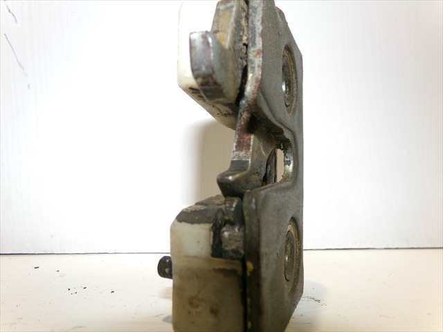 Foto 2ª: Cerradura Puerta Delantera Derecha Iveco Daily 2.5 D 1990-1998 [8140.07] (1991)