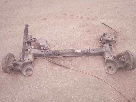 Foto 2ª: Puente Trasero Citroen C4 VERSION INDEFINIDA (2014)