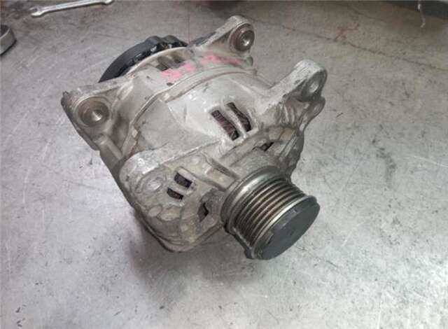 Foto 2ª: Alternador Volkswagen Touran 1.4 HIGHLINE [1.4 LTR. - 103 KW 16V TSI (1390 CM3)] [CAY]