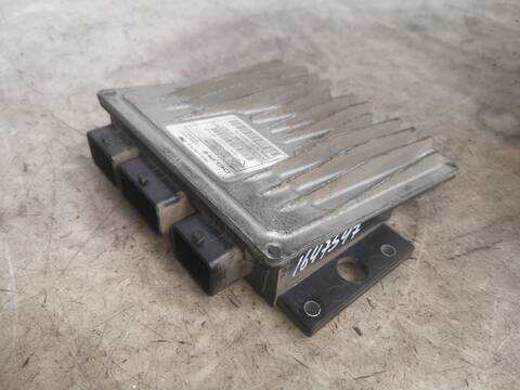 Centralita Motor ECU Dacia Sandero K9K796