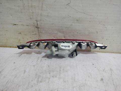 Foto 3ª: Piloto Trasero Central Opel Corsa EDITION 101CV [F 12 XHL] (2019)