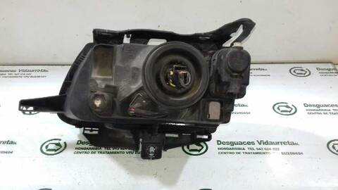 Foto 3ª: Faro Derecho Citroen Saxo 1.5 D SX 54CV 40KW [VJYTUD5] (1996)