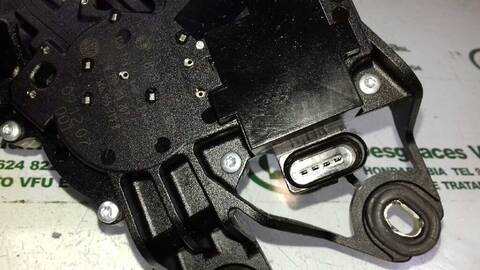 Foto 3ª: Motor Limpia Trasero Volkswagen Golf 1.6 TDI DPF 105CV 77KW [CAY] (2010)
