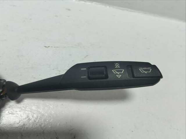 Foto 3ª: Mando Multifuncion Bmw Serie 1 114 118D 2 TD CAT 143CV [N47D20A] (2004)