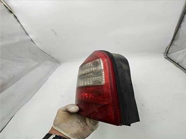 Foto 3ª: Piloto Trasero Izquierdo Opel Zafira 2.0 COMFORT [2.0 LTR. - 74 KW DTI] [Y20DTH]