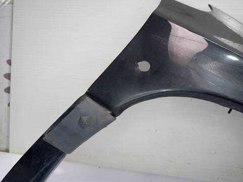 Foto 2ª: Aleta Delantera Derecha Chrysler Voyager 2.5 TD FAMILY 116CV [425CLIRSX] (1995)