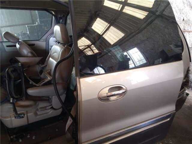 Foto 2ª: Puerta Trasera Izquierda Ford Windstar 3.0 BÁSICO (1999- ) [3.0 LTR. - 108 KW V6 CAT]