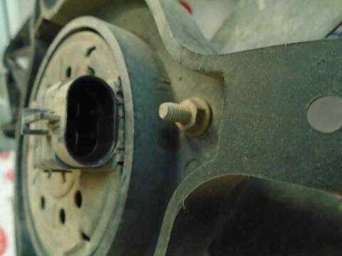 Foto 2ª: Electroventilador Opel Omega DESIGN EDITION BERLINA 180CV 132KW [Y26SE] (2002)