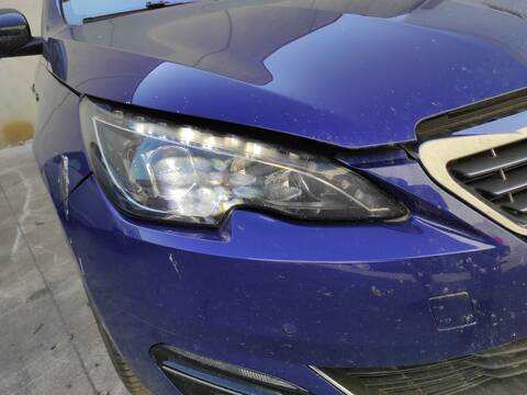 Faro Derecho Peugeot 308 AHX