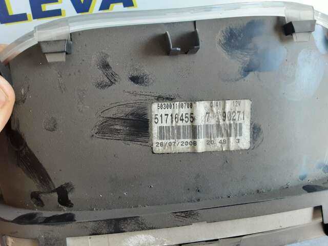 Foto 2ª: Cuadro de Instrumentos Fiat Punto 1.3 CDTI 90CV [199A3000] (2006)