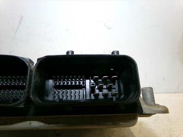 Foto 4ª: Centralita Motor ECU Skoda Octavia 1.9 TDI 1996-2004 [ALH] (2004)