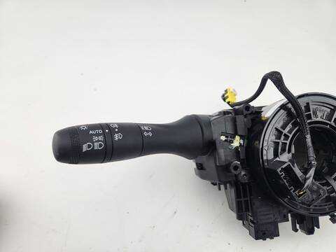 Foto 4ª: Mando Multifuncion Dacia Sandero STEPWAY EXPRESSION 91CV 67KW [H4DF4] (2025)