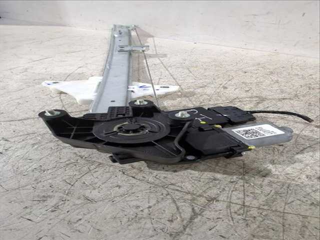 Foto 3ª: Elevalunas Eléctrico Delantero Izquierdo Hyundai i20 1.0 T-GDI 101CV [G3LE] (2020)