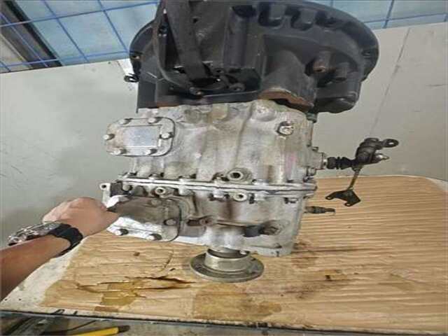 Foto 3ª: Caja Cambios Nissan Atleon 5570 [IBSE4+185E4]