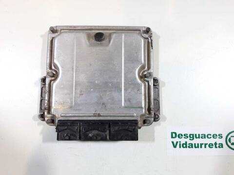 Centralita Motor ECU Renault Trafic 1.9 DIESEL 101CV 74KW