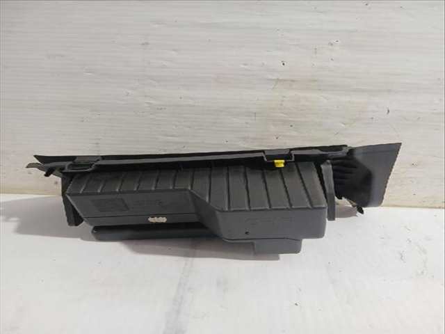 Foto 3ª: Guantera Opel Corsa 1.3 CDTI L08 L68) 75CV [A 13 DTC Z 13 DTJ] (2006)