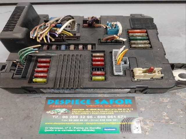 Caja Reles Fusibles Renault Megane 1.6 G