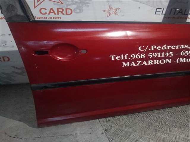 Foto 3ª: Puerta Delantera Derecha Volkswagen Caddy FURGON 105CV 77KW [BJB] (2005)