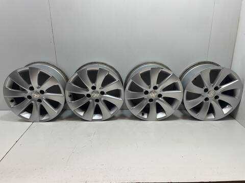 Juego LLantas Peugeot Partner BH02