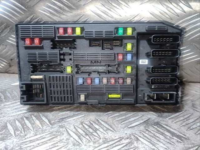 Caja Reles Fusibles Renault Scenic F9QN8