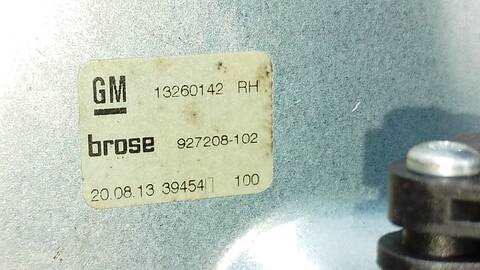 Foto 4ª: Elevalunas Manual Trasero Derecho Opel Zafira SELECTION 140CV 103KW [A14NET] (2013)