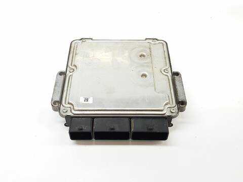 Foto 3ª: Centralita Motor ECU Opel Vivaro KOMBI L2H1 29T DESIGN EDITION [M9R780] (2006)