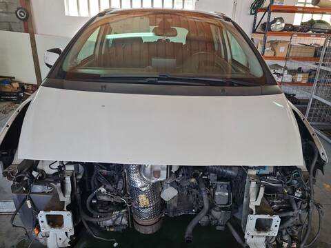 Capot Peugeot 5008 1.6 HDI 114CV 84KW